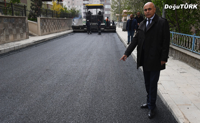 Yakutiye Belediyesi, Şükrüpaşa'yı asfaltla kaplıyor