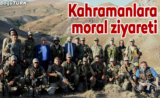 Operasyon bölgesindeki Mehmetçik'e validen moral ziyareti