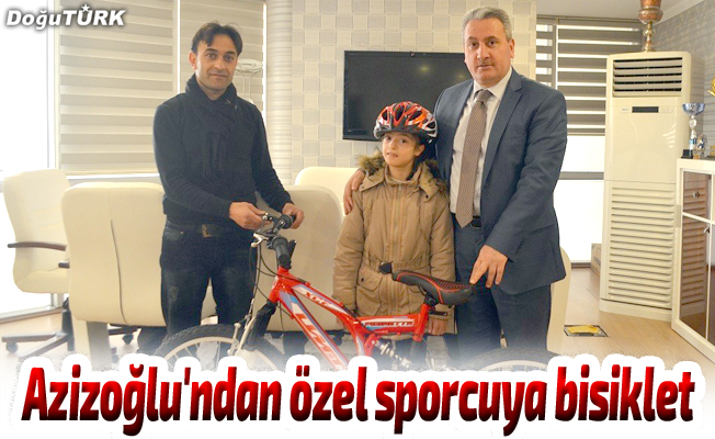 Azizoğlu'ndan özel sporcuya bisiklet