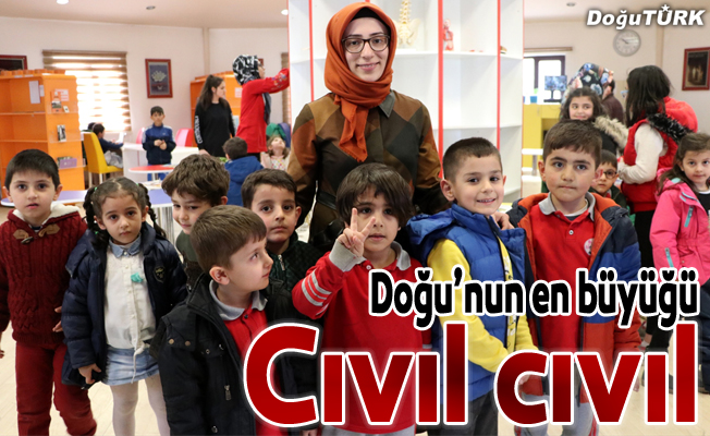 Doğu Anadolu'nun en büyük çocuk kütüphanesi cıvıl cıvıl