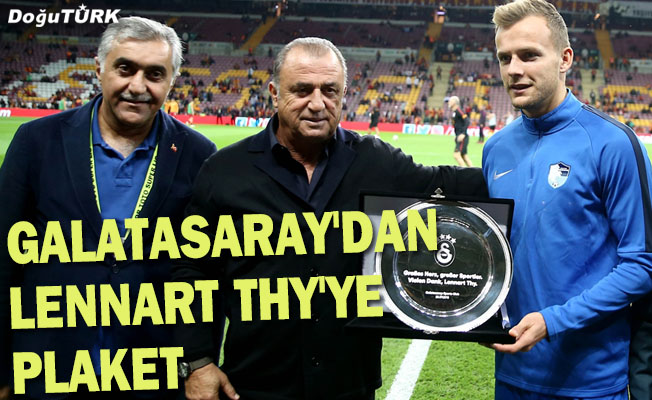 Galatasaray'dan Erzurumsporlu Thy'ye plaket