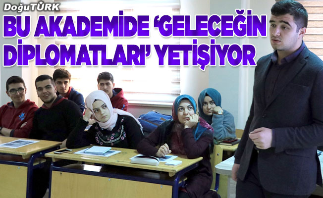 Erzurum Diplomasi Akademisinde "geleceğin diplomatları" yetişiyor