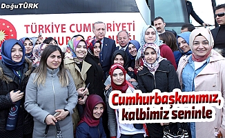 Erdoğan, Erzurum Valiliği’ni ziyaret etti