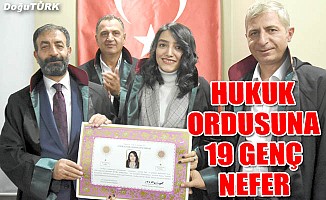 Erzurum Barosu’nda 19 hukukçu ruhsatnamelerini aldı