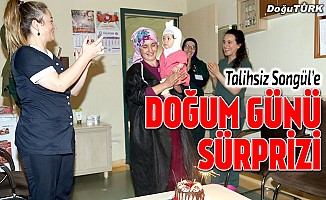 Minik Songül'e ilk yaşında hastanede doğum günü sürprizi