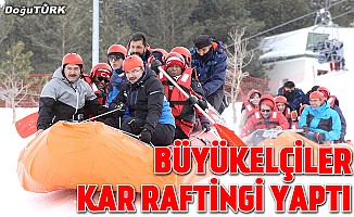 Büyükelçiler Erzurum'da kar raftingi yaptı