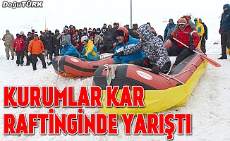 Erzurum'da kar raftingi yarışması