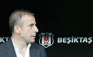 Beşiktaş Abdullah Avcı ile 3 yıllığına anlaştı
